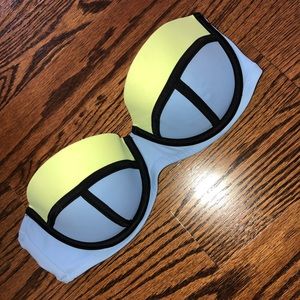 Victoria’s Secret bikini top